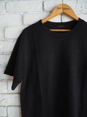 画像2: COMOLI コモリ 空紡天竺半袖Tシャツ（V01-05008） (2)