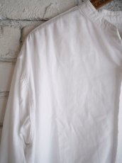 画像4: 50〜60's VINTAGE BRITISH BAND COLLAR DRESS SHIRT (SINGLE CUFFS)　50〜60年代 ヴィンテージ イギリス バンドカラードレスシャツ シングルカフス (4)