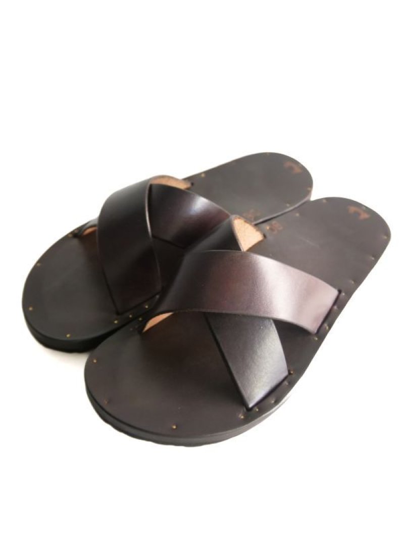 JUTTANEUMANN 【MEN'S】CROSS ユッタニューマン レザーサンダル