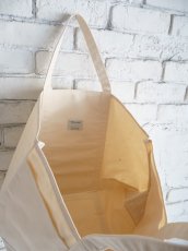 画像5: This is a（n） Base Field Tote ベースフィールドトートバック（L） (5)