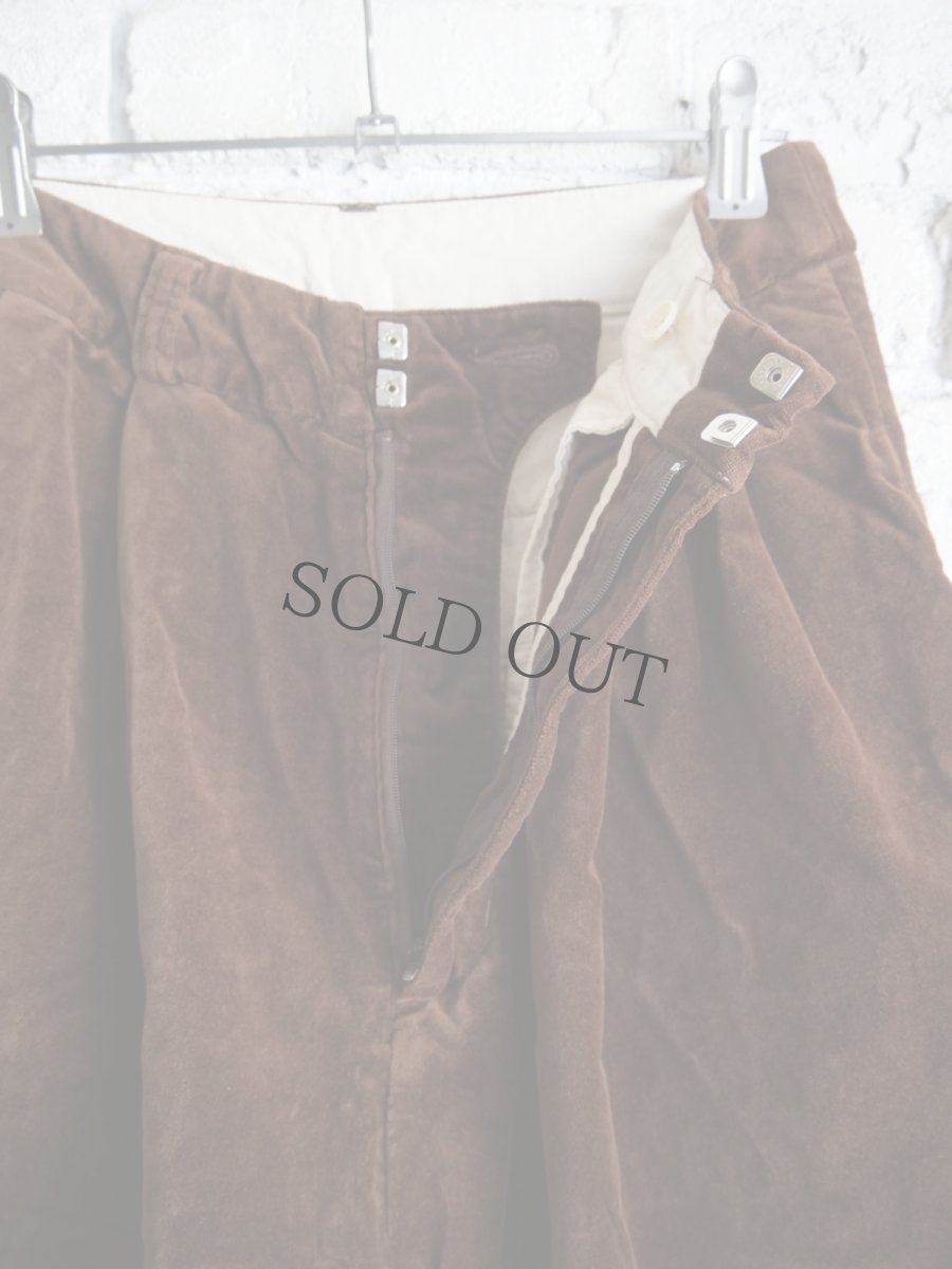 画像3: R&D.M.Co- / OLDMAN'S TAILOR VELVET TUCK WIDE PANTS オールドマンズテーラー アールアンドディーエムコー ベルベットタックワイドパンツ（7215as） (3)