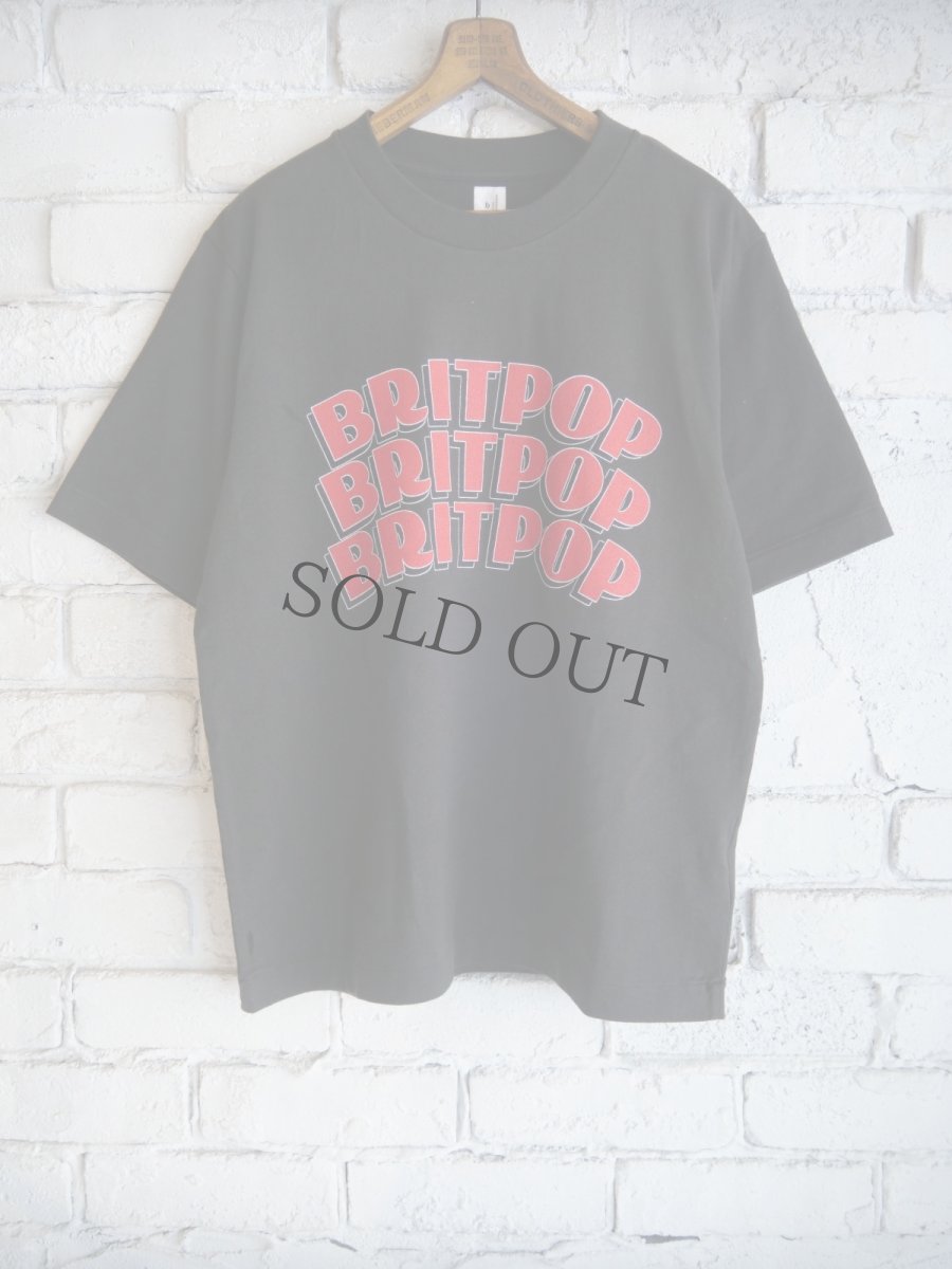 画像1: blurhmsROOTSTOCK BRITPOP Print Tee STANDARD ブラームスルーツストック ブリットポップ プリントTシャツ (bROOTS25S33A) (1)