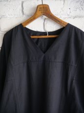 画像2: CALICO キャリコ ロングVネックドレスモスリンD FD0090 C1014 S11BK M (2)