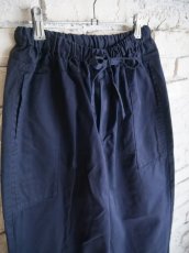 画像3: homspun ホームスパン 高密度ウェポンひも付きギャザーパンツ (3357) (3)