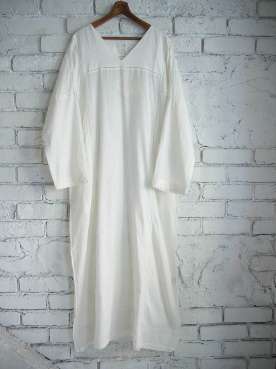 画像1: CALICO キャリコ ロングVネックドレスモスリンD FD0090 C1014  (1)