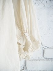 画像3: R&D.M.Co- / OLDMAN'S TAILOR GARMENT DYE LAWN GATHER SMOCK  オールドマンズテーラー アールアンドディーエムコー　ガーメントダイローンギャザースモック（7520） (3)