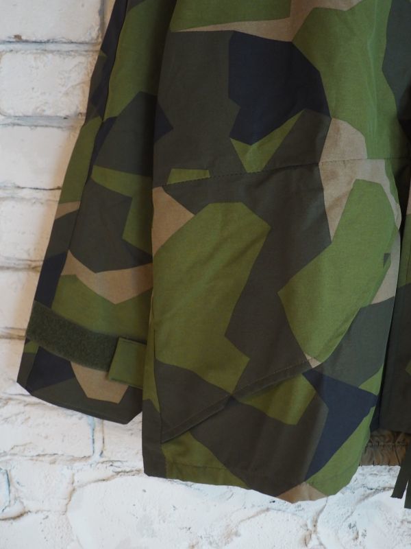 DEADSTOCK SWEDISH ARMY ECWCS PARKA デッドストック スウェーデン軍