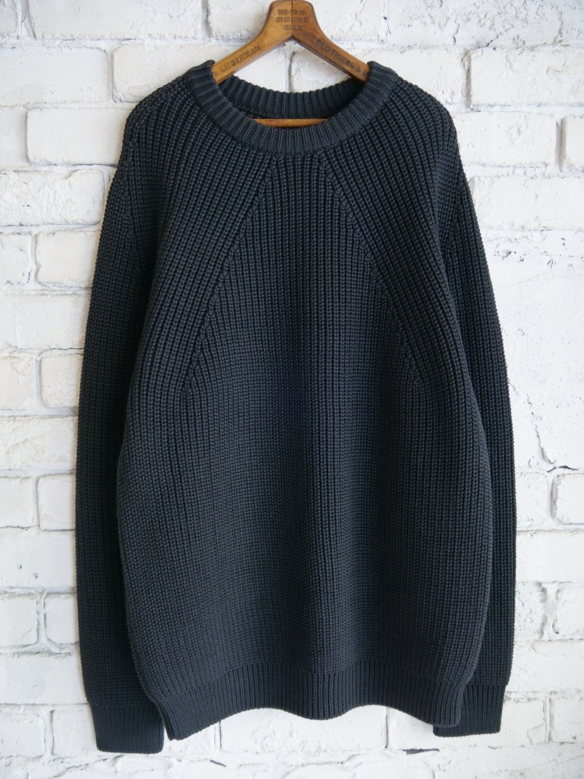 BATONER【MEN'S】SIGNATURE CREW NECK KNIT バトナー