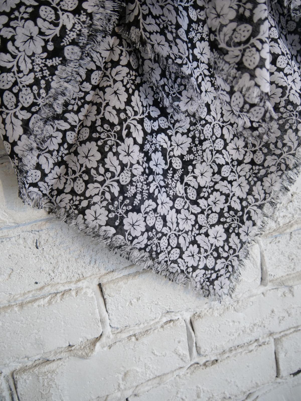 R&D.M.Co- / OLDMAN'S TAILOR WILD BERRY GAUZE SHAWL オールド